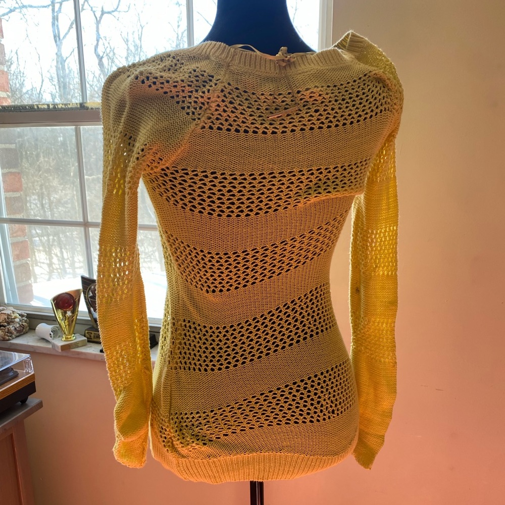 see through - Picture 2 of 3
